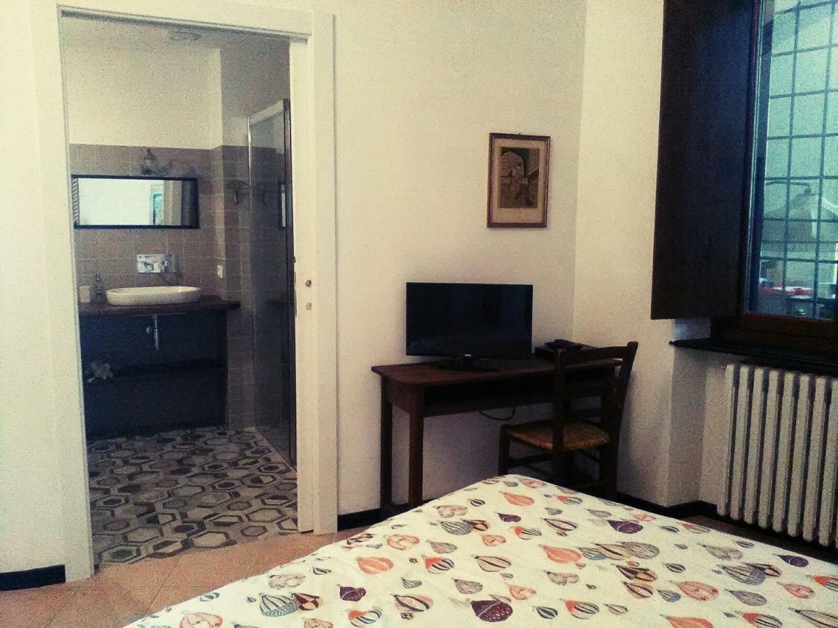 Oddi21 B&B Αλμπένγκα Εξωτερικό φωτογραφία