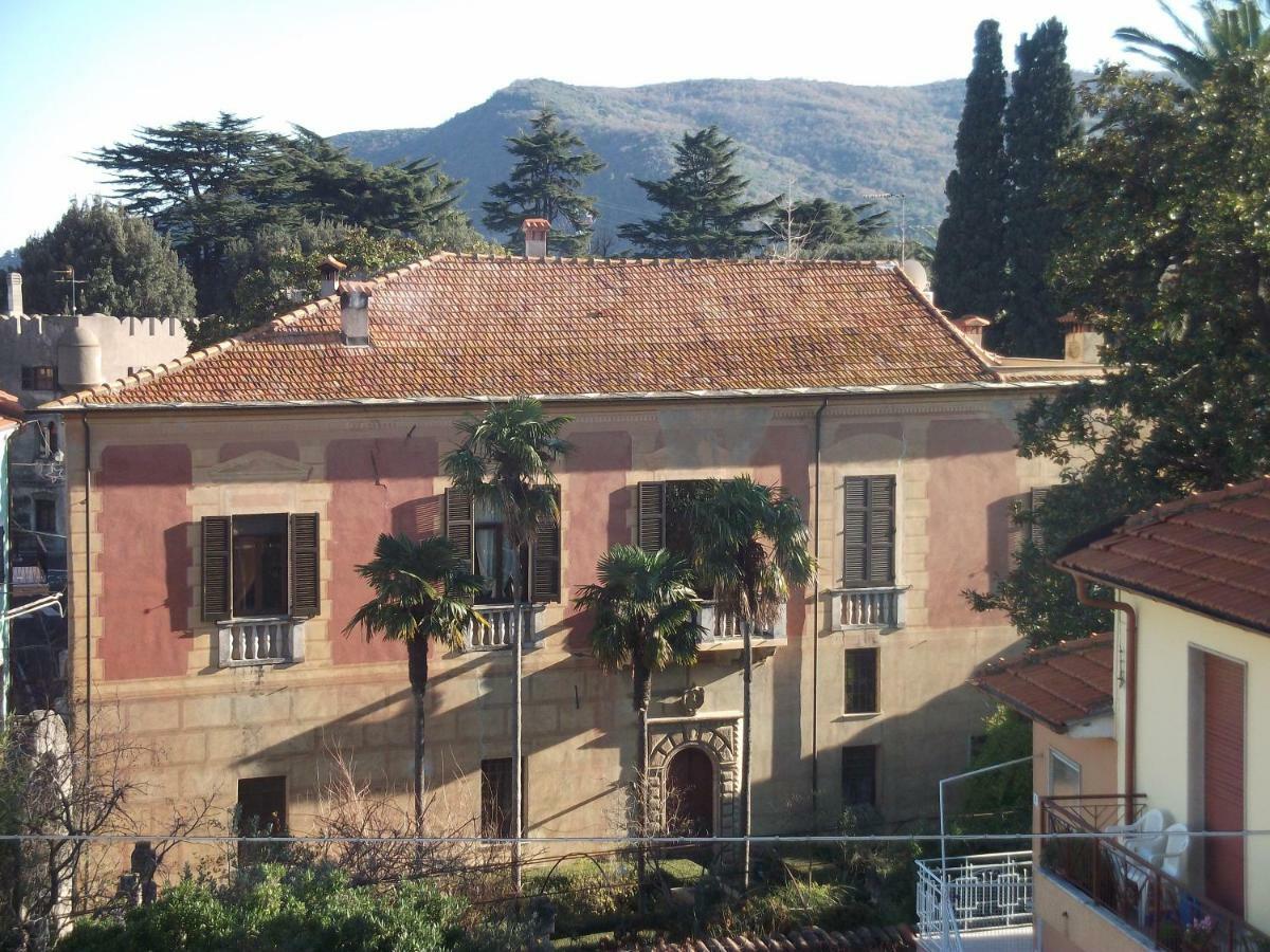 Oddi21 B&B Αλμπένγκα Εξωτερικό φωτογραφία